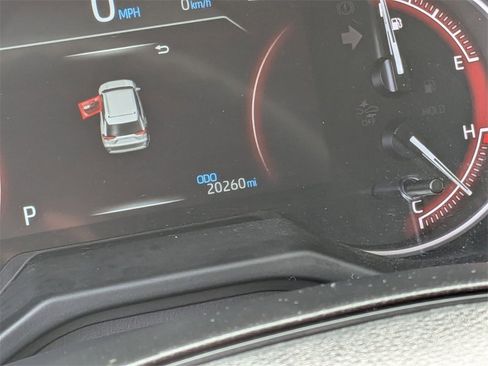 Used 2025 Toyota RAV4 LE image 17