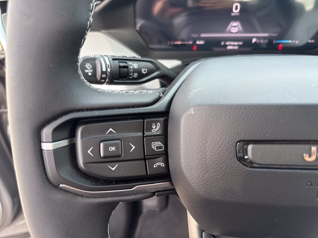 Used 2026 Jeep Cherokee Limited AWD/4WD image 19