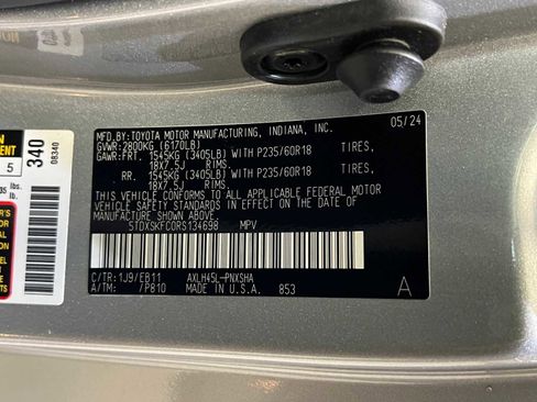 Certified 2024 Toyota Sienna XSE image 28