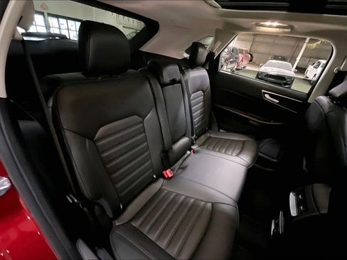 Certified 2021 Ford Edge SEL w/ Convenience Package image 26