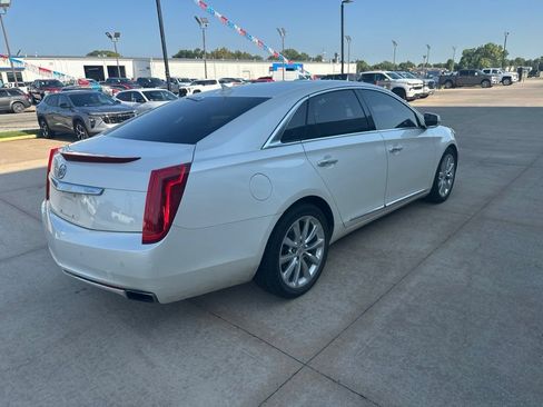Used 2013 Cadillac XTS Luxury FWD image 32