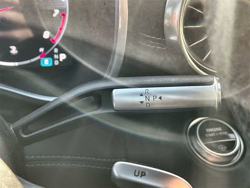 Used 2022 Mercedes-Benz SL 63 AMG 4MATIC image 26