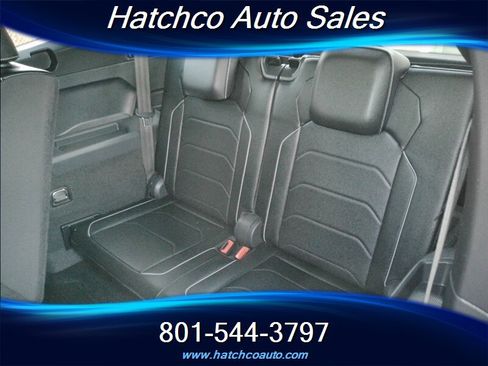 Used 2021 Volkswagen Tiguan SEL Premium R-Line w/ 3rd Row Seat Package AWD/4WD image 17