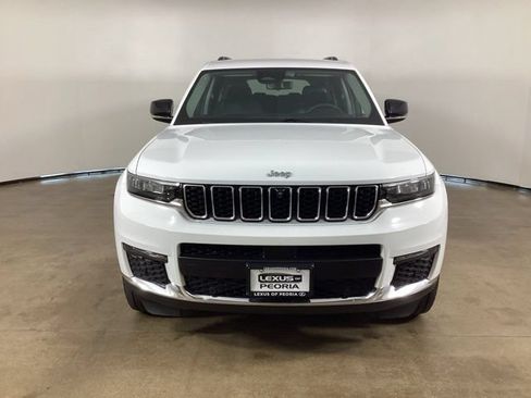 Used 2023 Jeep Grand Cherokee L Limited w/ Luxury Tech Group II AWD/4WD image 2