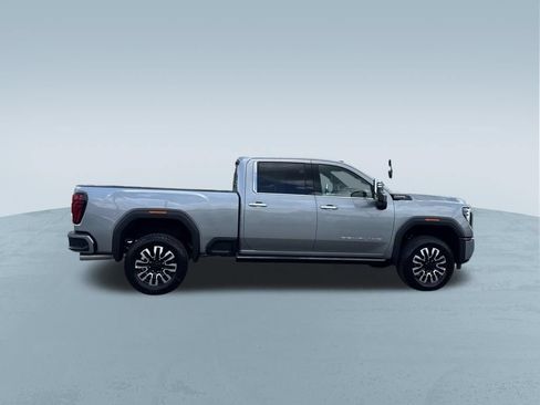 New 2026 GMC Sierra 2500 Denali Ultimate AWD/4WD image 10