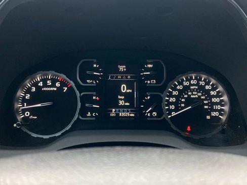 Used 2021 Toyota Tundra SR5 w/ SR5 Upgrade Package RWD image 15
