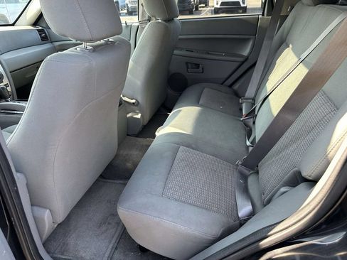 Used 2007 Jeep Grand Cherokee Laredo AWD/4WD image 12