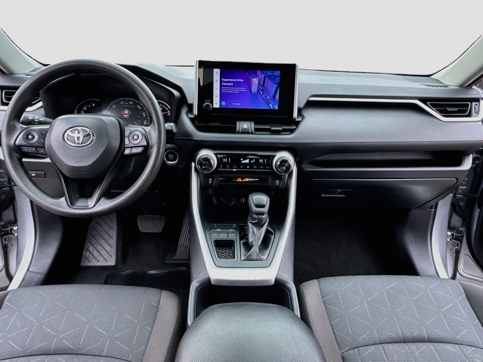 Used 2025 Toyota RAV4 XLE FWD image 14