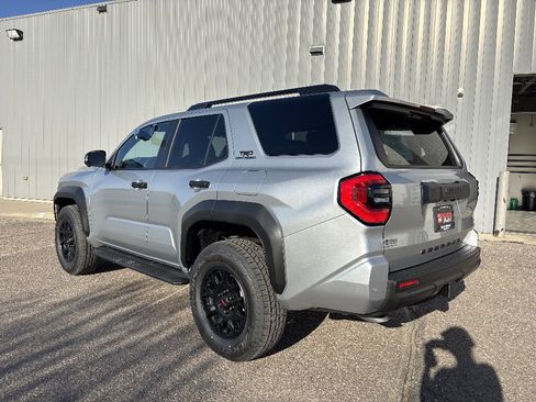 New 2026 Toyota 4Runner 4WD image 2