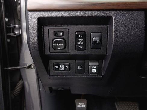 Certified 2021 Toyota Tundra Limited w/ Limited Premium Package image 15