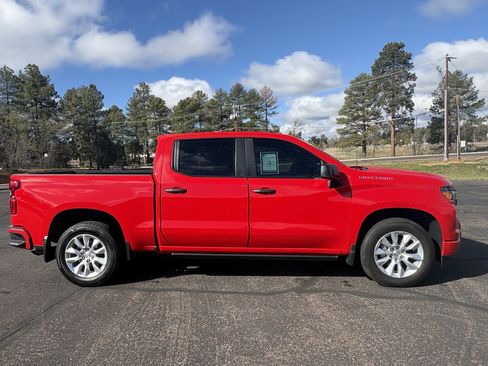 Used 2023 Chevrolet Silverado 1500 Custom image 7