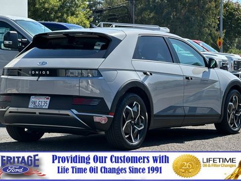 Used 2024 Hyundai Ioniq 5 SEL RWD image 4