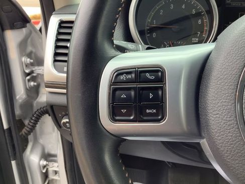 Used 2011 Jeep Grand Cherokee 70th Anniversary RWD image 13
