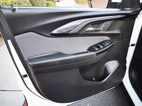 Used 2022 Chevrolet TrailBlazer LT w/ Convenience Package image 22