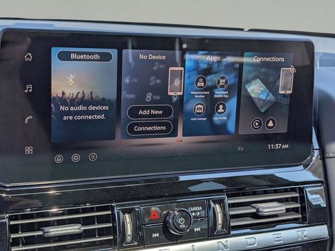 New 2026 Nissan Pathfinder SL image 24