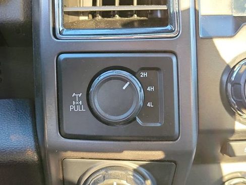 Used 2017 Ford F150 XLT w/ Equipment Group 302A Luxury AWD/4WD image 22