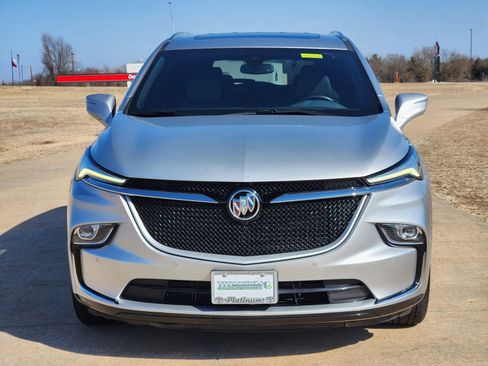 Used 2022 Buick Enclave Essence w/ Experience Buick Package image 6