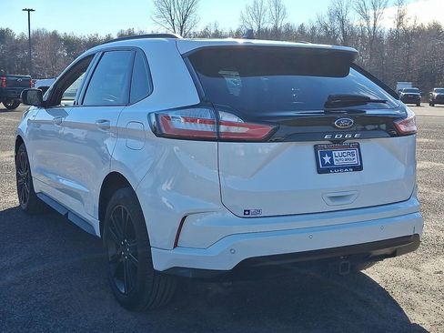 Used 2022 Ford Edge ST-Line w/ Class II Trailer Tow Package image 9
