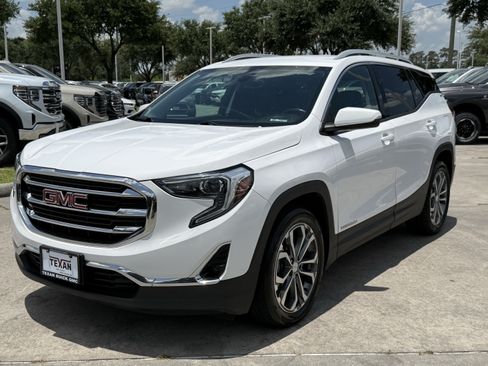 Used 2020 GMC Terrain SLT FWD image 9