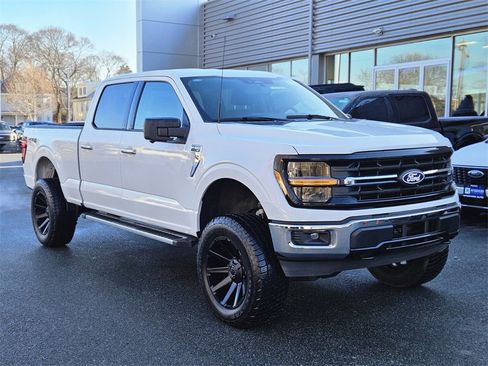 Used 2024 Ford F150 XLT w/ Tow/Haul Package image 7