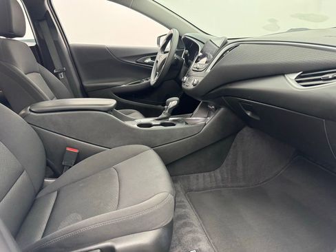 Used 2024 Chevrolet Malibu LT image 30