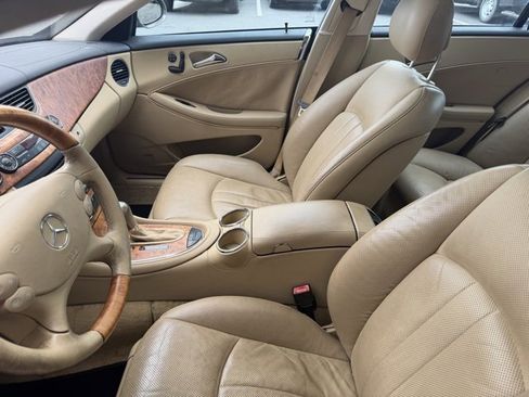 Used 2006 Mercedes-Benz CLS 500 CLS 500 image 16