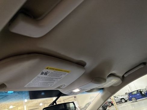 Used 2018 Ford Edge SEL w/ Equipment Group 201A AWD/4WD image 8