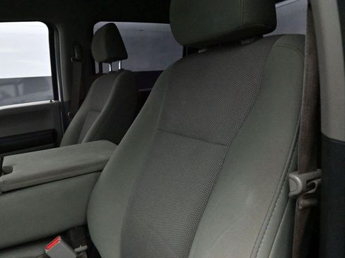 Used 2017 Ford F250 XL w/ Power Equipment Group AWD/4WD image 13