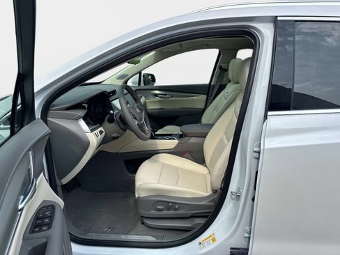 New 2026 Cadillac XT5 Premium Luxury w/ Driver Assist Package AWD/4WD image 17