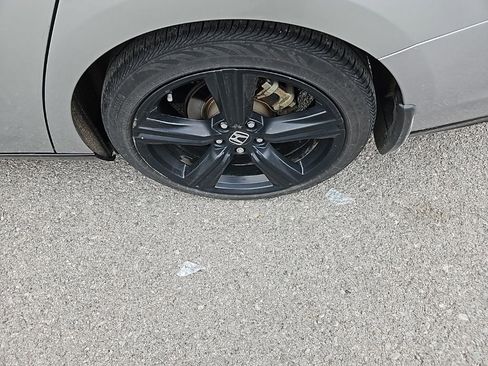 Used 2024 Honda Accord Sport image 12