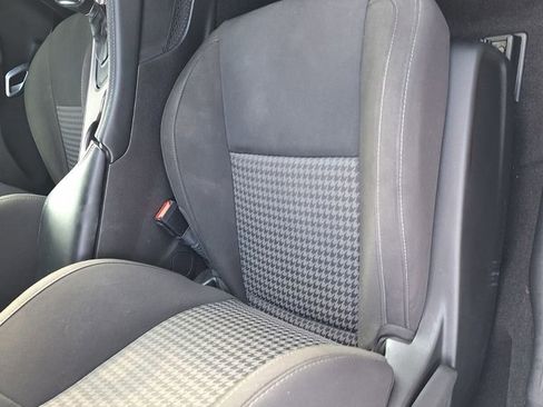 Used 2022 Dodge Challenger GT image 25