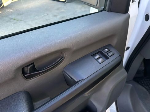 Used 2021 Nissan NV 3500 SV image 13