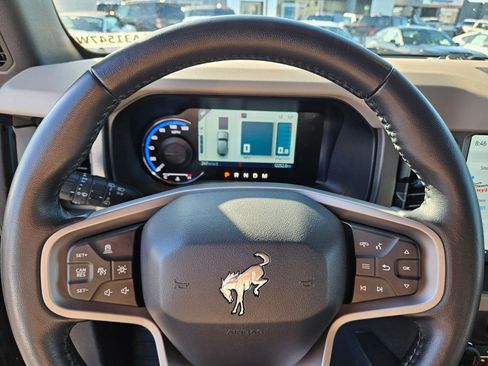 Used 2024 Ford Bronco Wildtrak AWD/4WD image 22