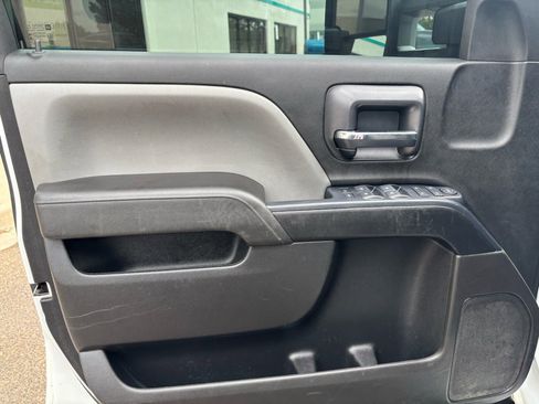 Used 2019 Chevrolet Silverado 2500 W/T AWD/4WD image 19