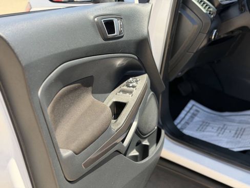 Used 2019 Ford EcoSport SE AWD/4WD image 14