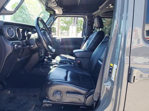 Used 2020 Jeep Wrangler Unlimited Sahara AWD/4WD image 11