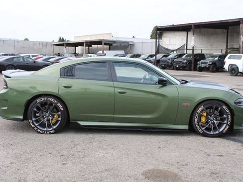 Used 2023 Dodge Charger Scat Pack w/ Plus Group RWD image 3