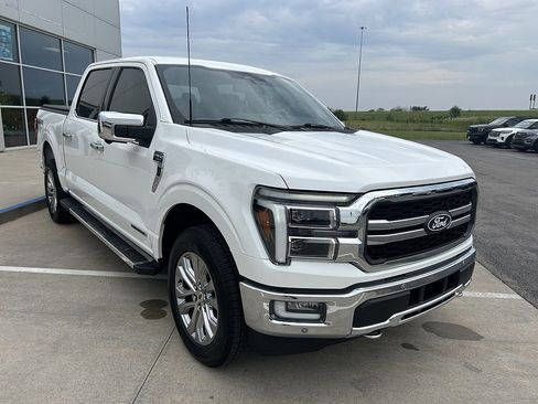 Used 2024 Ford F150 Lariat w/ Equipment Group 502A High AWD/4WD image 8