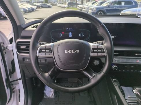 Certified 2023 Kia Telluride S AWD/4WD image 17