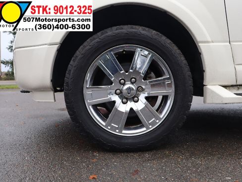 Used 2007 Ford Expedition EL Limited image 23