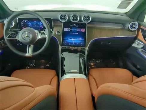 Used 2026 Mercedes-Benz GLC 300 4MATIC image 14
