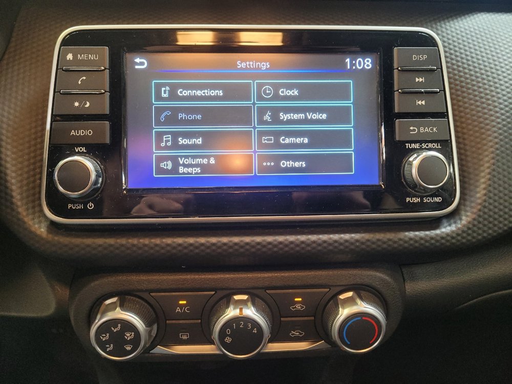 Used 2021 Nissan Kicks S FWD image 25