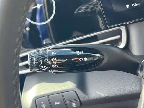 Certified 2023 Hyundai Elantra SEL w/ Convenience Package image 19