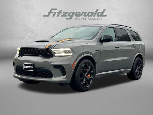 Used 2023 Dodge Durango R/T w/ Hemi Orange Plus Package AWD/4WD image 2