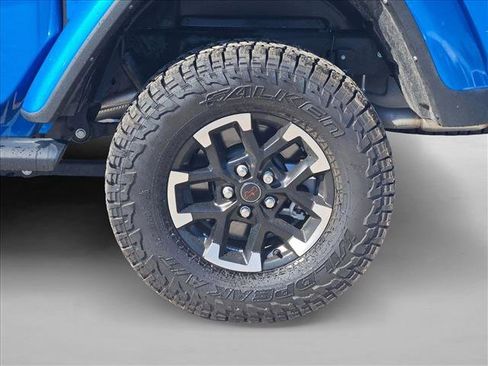 Used 2024 Jeep Gladiator Rubicon image 5