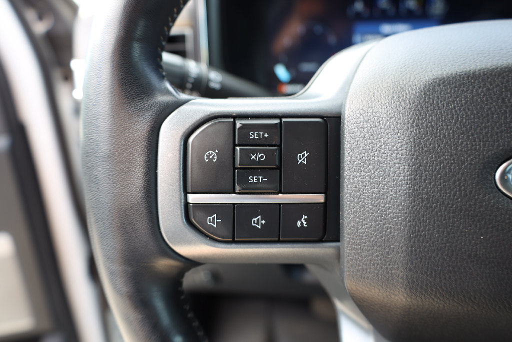 Used 2024 Ford F350 Lariat AWD/4WD image 15