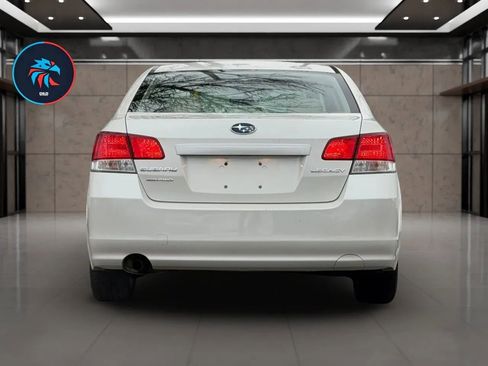 Used 2014 Subaru Legacy 2.5i image 4