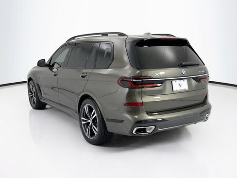 Used 2026 BMW X7 xDrive40i w/ M Sport Package AWD/4WD image 7