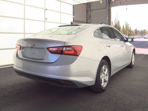 Used 2018 Chevrolet Malibu LS image 5
