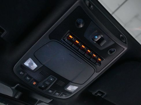 Used 2018 Ford F150 Raptor w/ Equipment Group 802A Luxury AWD/4WD image 22